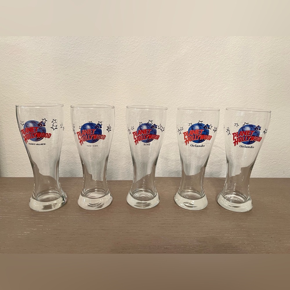 Planet Hollywood 8” Beer Glass NeW York, Puerto Vallarta, Rome, Orlando (2)